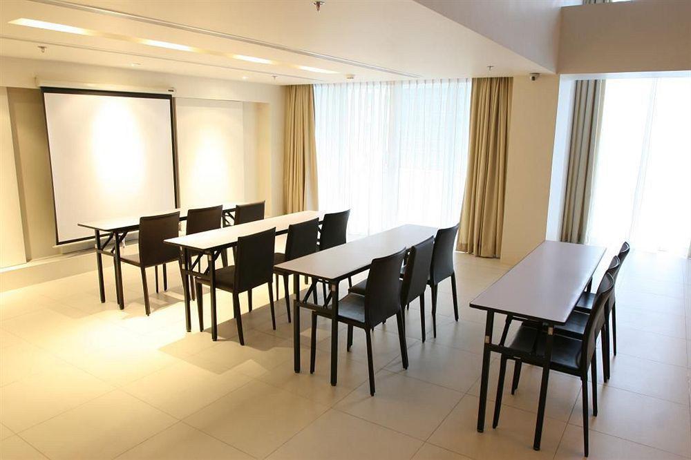 The Picasso Boutique Serviced Residences Managed By Hii Makati City Servizi foto